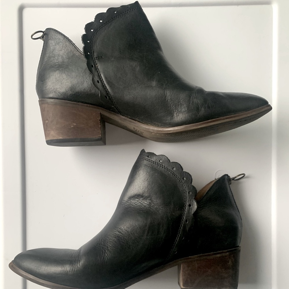 Black booties with scallop detail!